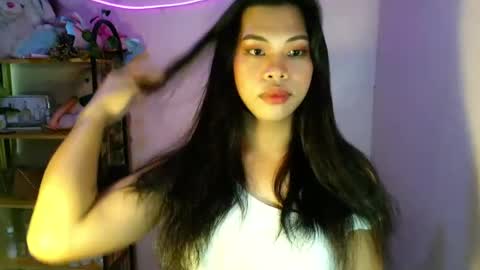 its_chloe20 online show from July 14, 6:51 am
