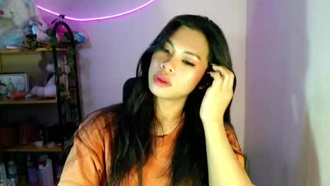 its_chloe20 online show from July 8, 1:03 pm