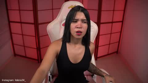   online show from December 19, 3:02 am