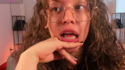 Snapshot of its_marie chatting on September 10, 12:17 pm Maria online show from September 10, 12:17 pm