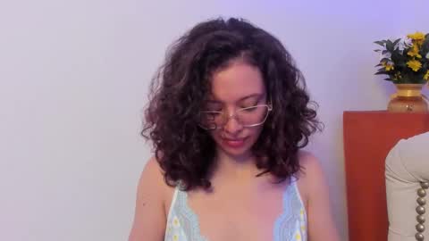 Snapshot of its_marie chatting on February 16, 2:10 pm Maria online show from February 16, 2:10 pm