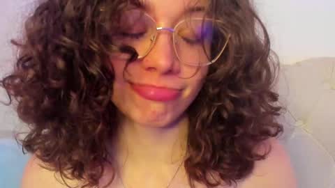 Snapshot of its_marie chatting on March 7, 5:06 pm Maria online show from March 7, 5:06 pm