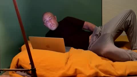 itsanexperiment online show from March 2, 5:08 am