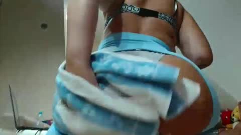 Busty mommy online show from September 16, 10:13 pm