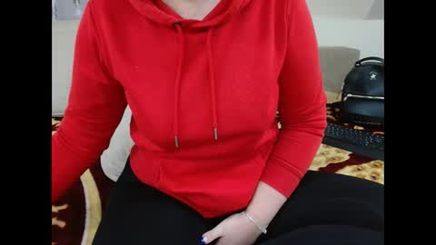 Busty mommy online show from January 10, 7:52 pm