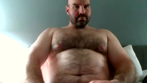 itsjustme3812 online show from April 16, 2:11 am