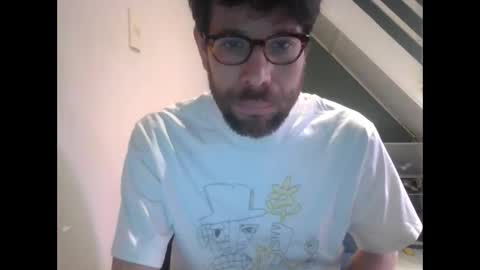 Snapshot of ivanchelon chatting on December 16, 4:05 pm Vanchi online show from December 16, 4:05 pm