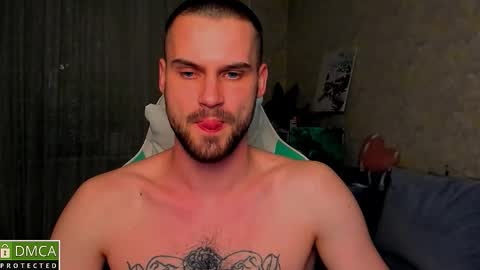 Snapshot of iveran_love1 chatting on October 17, 7:29 pm iveran online show from October 17, 7:29 pm