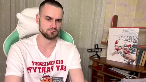 iveran online show from December 5, 8:28 pm