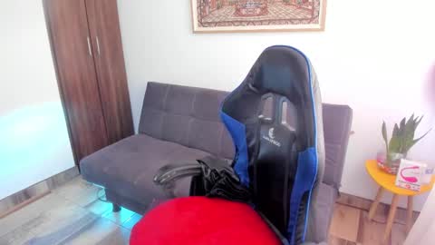 IVETTE online show from September 21, 2:43 pm