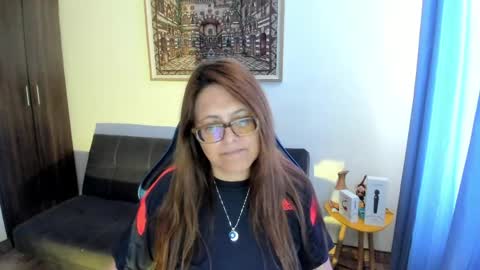 IVETTE online show from April 14, 2:09 pm