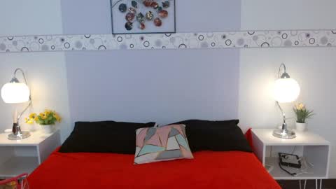 IvonnyBon online show from April 8, 3:09 am