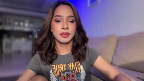 kirstenelsie online show from November 25, 1:26 am