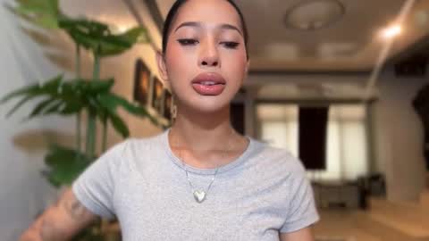 kirstenelsie online show from February 6, 7:12 am