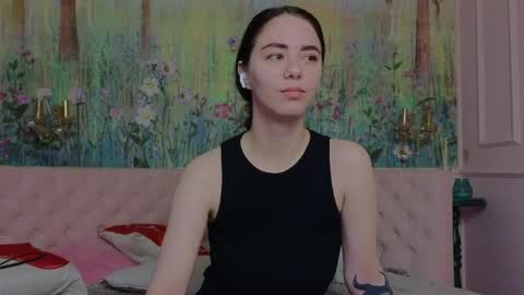 ivorywood_ online show from May 28, 6:39 pm