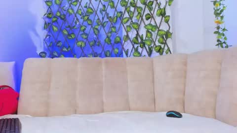 IVVY online show from September 23, 1:05 pm