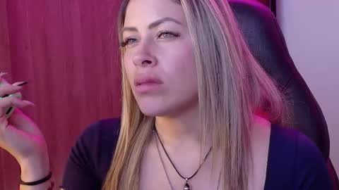 Snapshot of ivy__taylorr chatting on October 9, 5:46 am Diana Rojas online show from October 9, 5:46 am