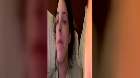 ivy_rose90 online show from June 8, 2:12 am