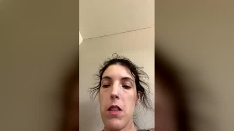 ivy_rose90 online show from June 12, 8:41 pm