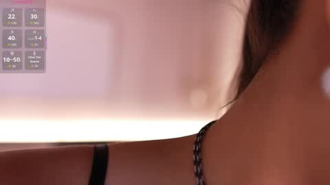 ivyellis online show from May 24, 11:50 am