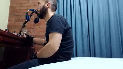 iwanturarse online show from March 26, 11:43 pm