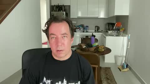 chat with me to find out online show from November 6, 5:32 am