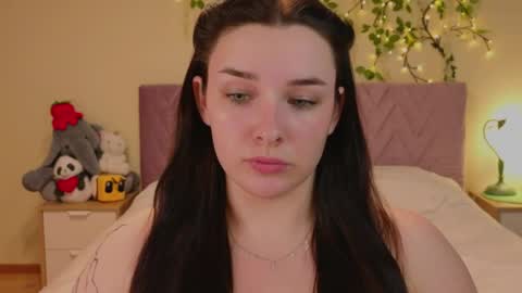 Daisy online show from June 3, 2:33 pm