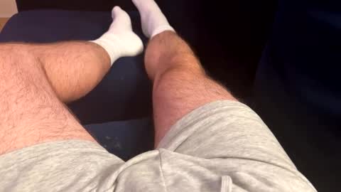 Snapshot of j0n275 chatting on October 9, 10:37 pm j0n275 online show from October 9, 10:37 pm