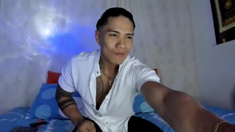 Snapshot of j_musiry chatting on March 1, 6:03 am i am juan musiry independent model online show from March 1, 6:03 am
