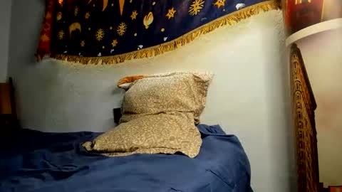 jaacksn online show from December 19, 2:01 pm