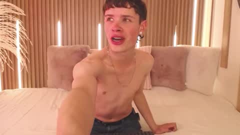 Snapshot of jack_frosst_ chatting on October 19, 12:32 pm JACK online show from October 19, 12:32 pm
