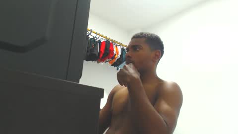 Jack online show from November 10, 3:48 pm