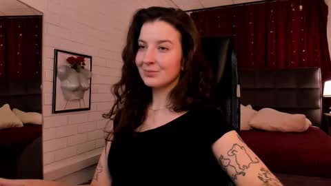 Snapshot of jackiebard chatting on October 13, 1:46 pm Jackie Byrd online show from October 13, 1:46 pm