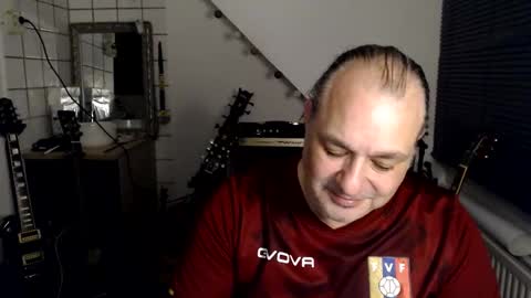 Jack independent model  online show from May 29, 9:57 pm