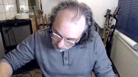 Jack independent model  online show from February 25, 6:44 pm