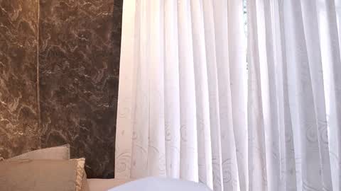 Jackson Bell online show from October 21, 12:54 pm