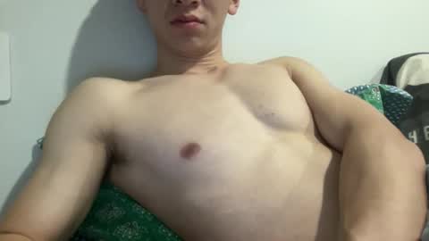 Snapshot of jackthatsack chatting on October 22, 8:32 pm jackthatsack online show from October 22, 8:32 pm