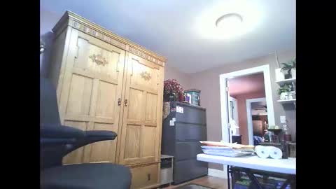 jacktoome383324 online show from March 29, 11:34 am