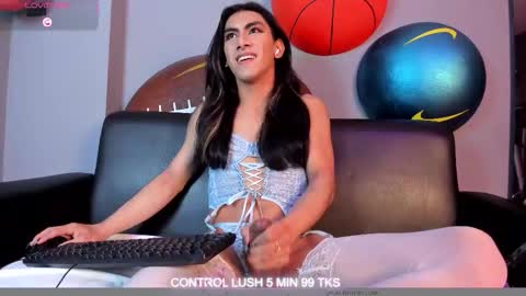 jacky_wolf1 online show from February 24, 5:16 pm