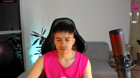JACOB FERRER online show from June 15, 2:25 am