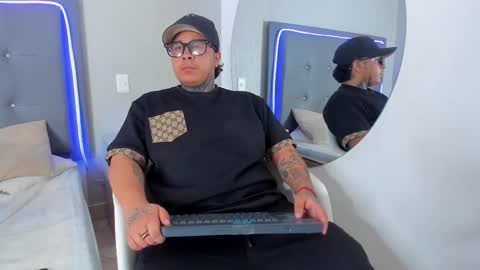 TJ online show from November 19, 5:51 am