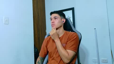 jacob_king01 online show from February 20, 12:40 pm