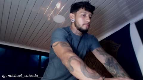 Michael Caicedo online show from June 5, 4:30 am