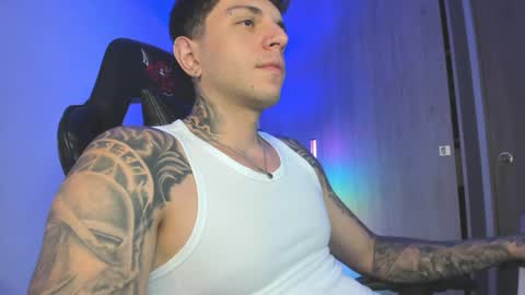 jacobb116 online show from September 30, 12:21 am