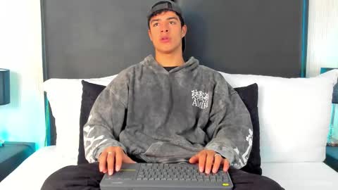 Snapshot of jacobbiker chatting on September 16, 11:23 am Jacob online show from September 16, 11:23 am