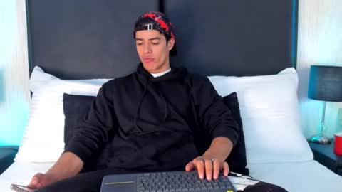 Snapshot of jacobbiker chatting on September 12, 12:18 pm Jacob online show from September 12, 12:18 pm