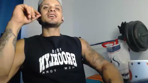 jacobjamess online show from January 18, 10:17 pm