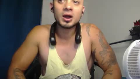 jacobjamess online show from January 30, 11:34 pm