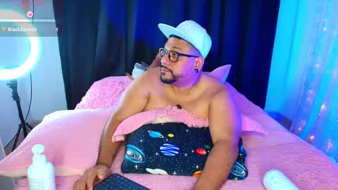 Snapshot of jacoob_woods chatting on March 6, 5:46 am daddy sir master bear online show from March 6, 5:46 am