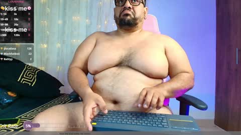 Snapshot of jacoob_woods chatting on February 8, 2:15 am daddy sir master bear online show from February 8, 2:15 am